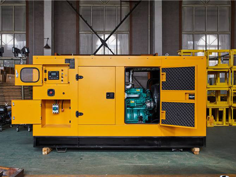 曲麻莱柴油发电机组预热完成后，启动时需要注意什么？